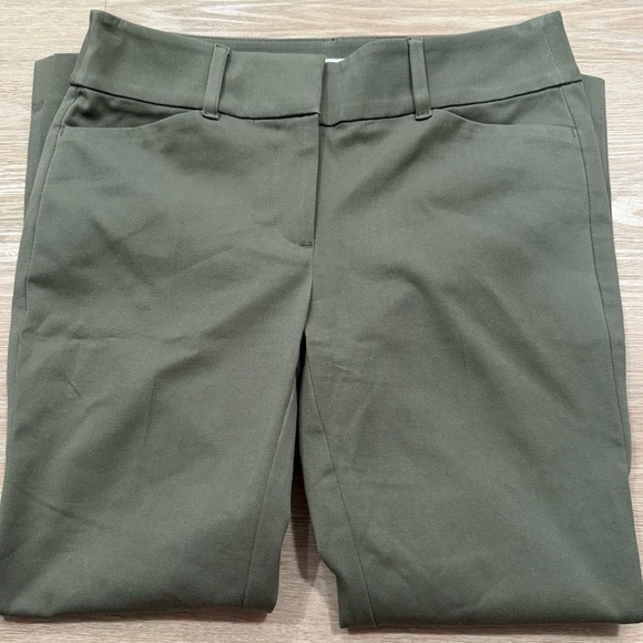 NWOT LOFT Sutton Skinny Ankle Petite - Picture 3 of 5